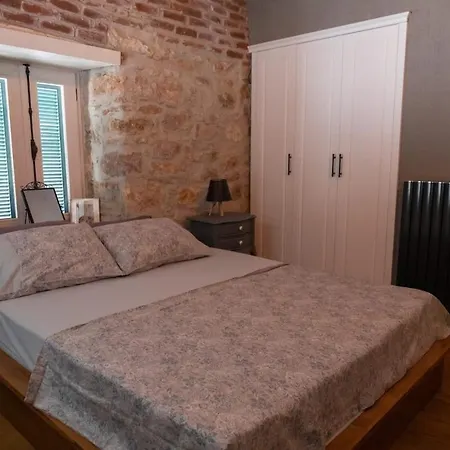 Moshonisia Villa Cunda